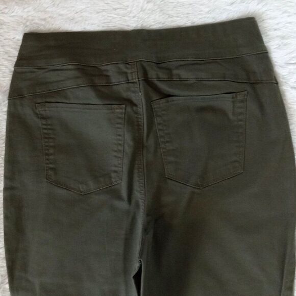 Women's 2 Pocket Pull-on, Tapered Leg, Stretch Jeans Size 12W (Olive Green) NEW - Picture 6 of 6